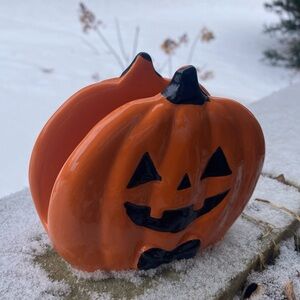 Jack o lantern pumpkin napkin holder